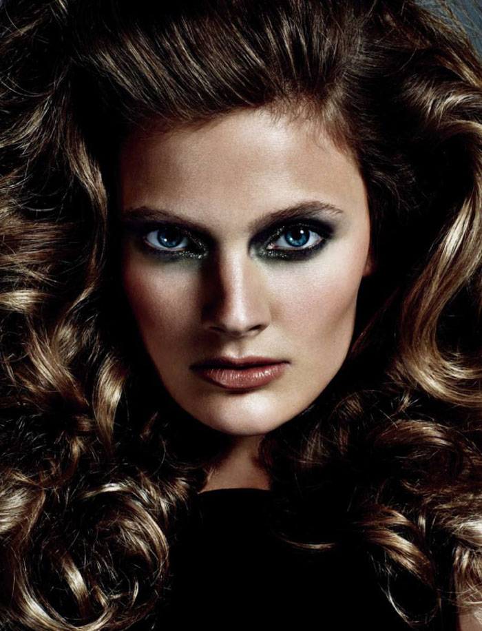 Editorial Constance Jablonski by Tiziano Magni for Num ro China 11